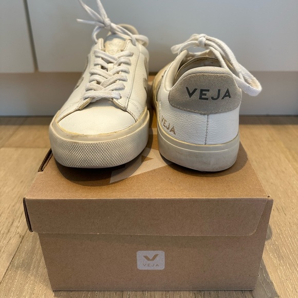 Veja Campo Leather Sneakers - Picture 5 of 6